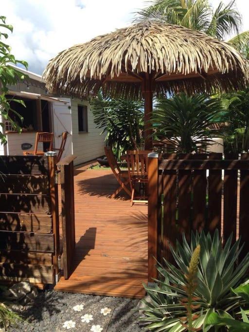 Charmant Bungalow Un P'Tit Coin De Paradis Сен-Франсуа Экстерьер фото